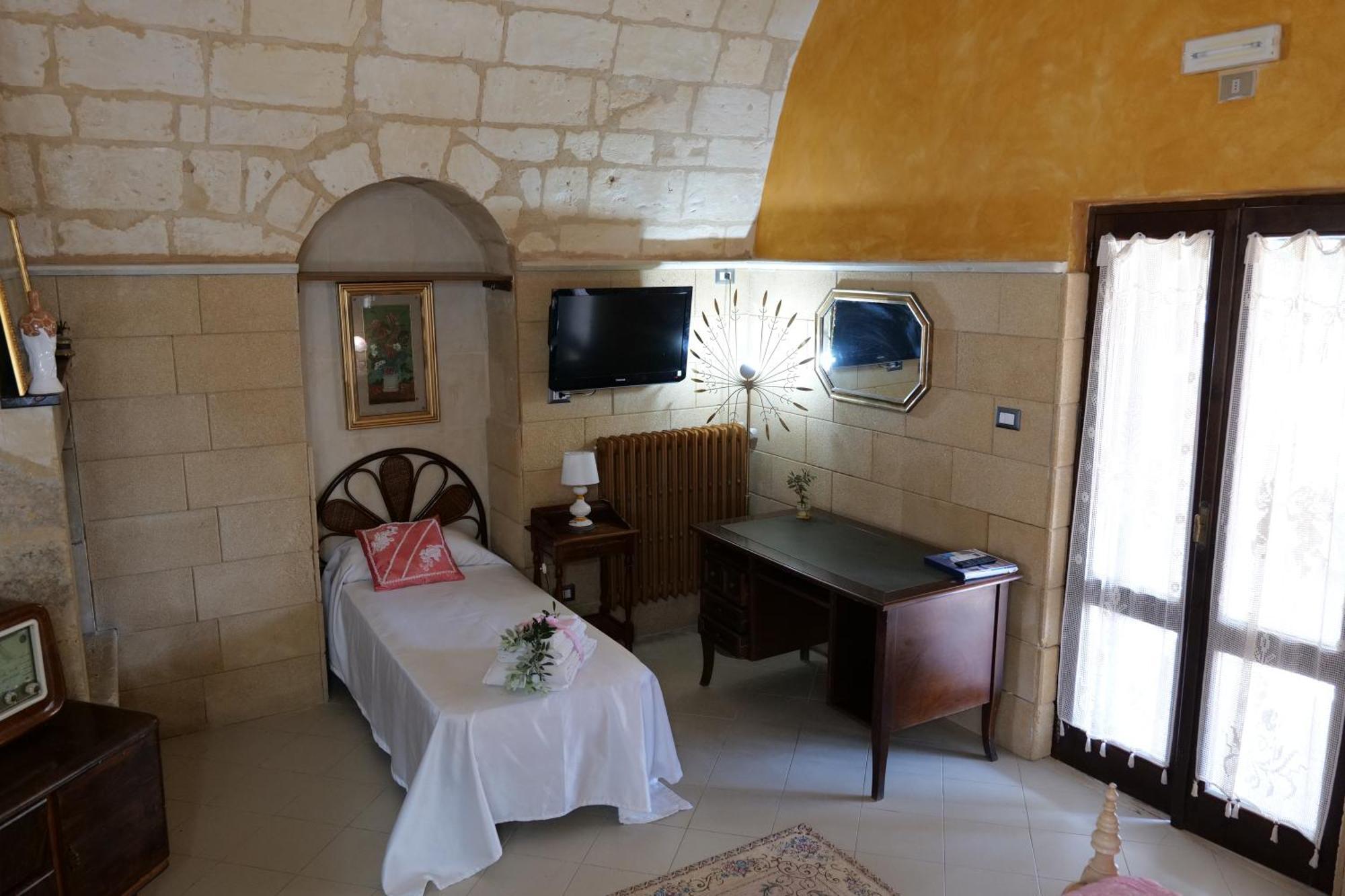 Torre Pinta Masseria Medioevale Otranto Exterior photo